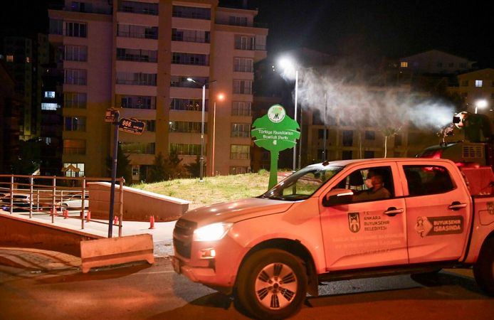 Başkentte Sivrisinek ve Karasinek mesaisi!