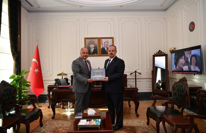 Basın İlan Kurumu Ankara Bölge Müdürü Atakan Çelik'ten Vali Canbolat'a ziyaret