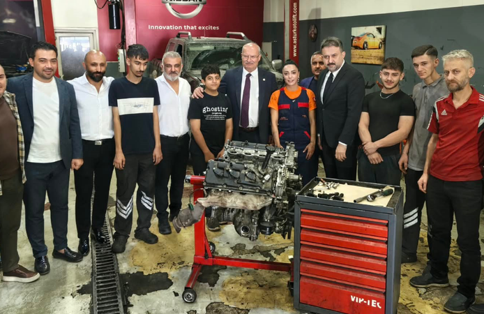 ATO Başkanı Baran’dan Şaşmaz’da Kadın Ustaya Destek: “Mesleğin Kadını Erkeği Olmaz”