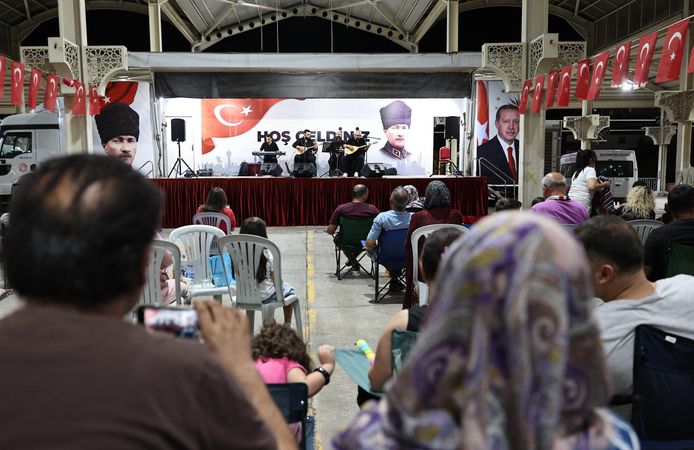 Keçiören’de mahalle konserleri sürüyor: Bu kez Ayvalı’da müzik gecesi