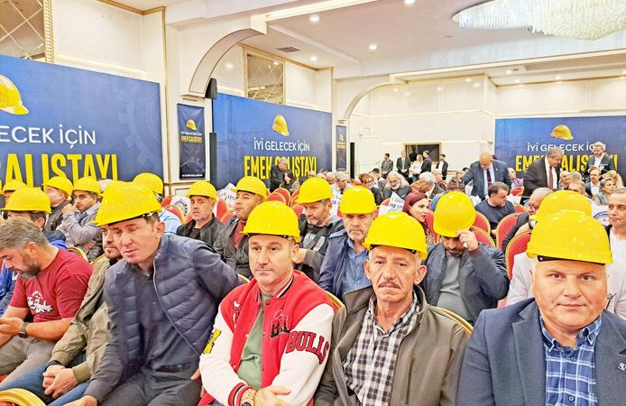 Dervişoğlu’ndan emeklilik ve staj sigortası çağrısı