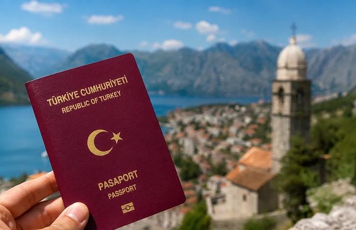 Karadağ kapılarını Türk turistlere kapatıyor mu? Yeni vize kararı!