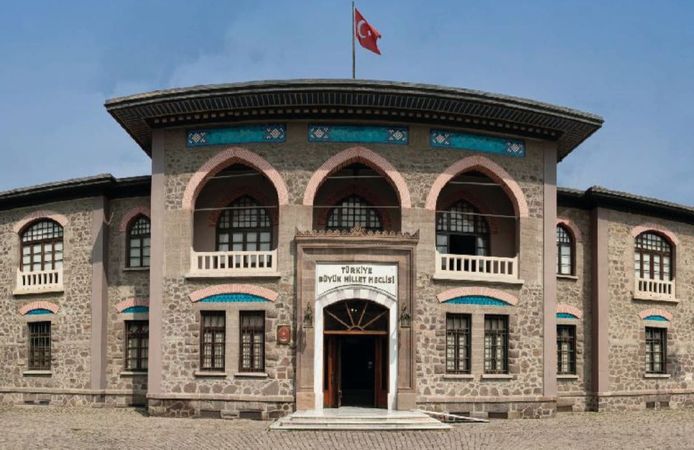 Başkent Üniversitesi'nde Ankara'nın tarihine yolculuk: Fotoğraf sergisi açılıyor