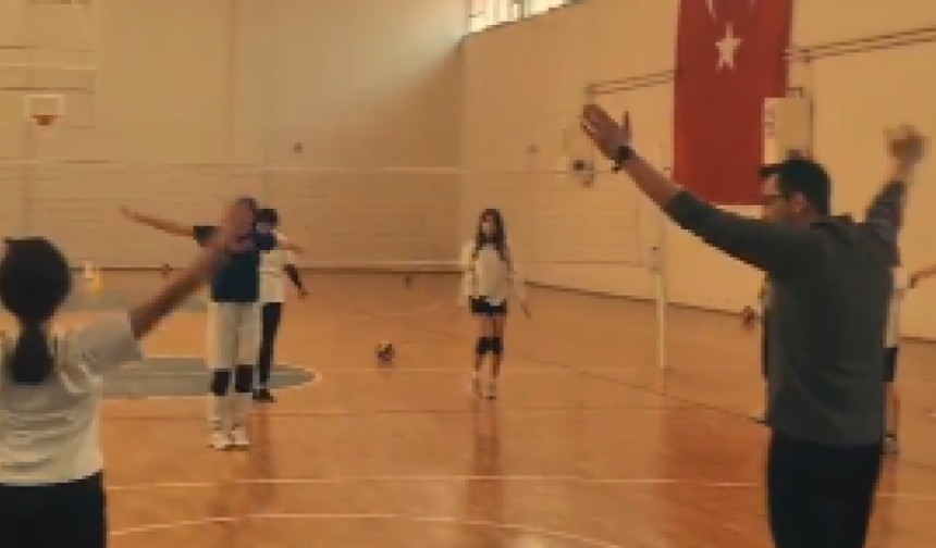 Nallıhan Belediyesi Voleybol kursları başladı! 