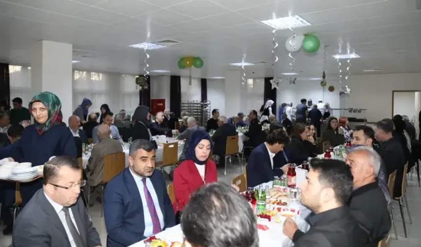 Çubuk'ta huzurevinde iftar programı 