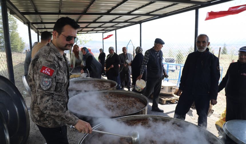 Çubuk’ta çiftçiler yağmur duasına çıktı