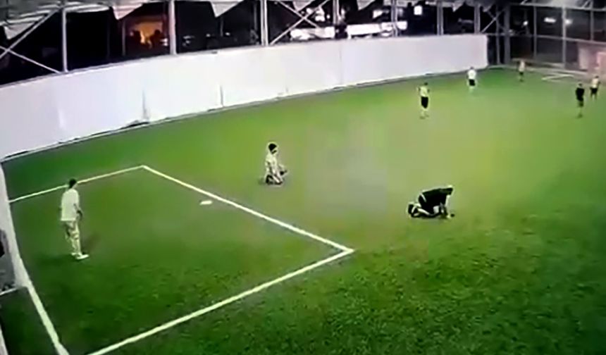 Halı sahada kalp krizi geçirdi, yaşamını yitirdi