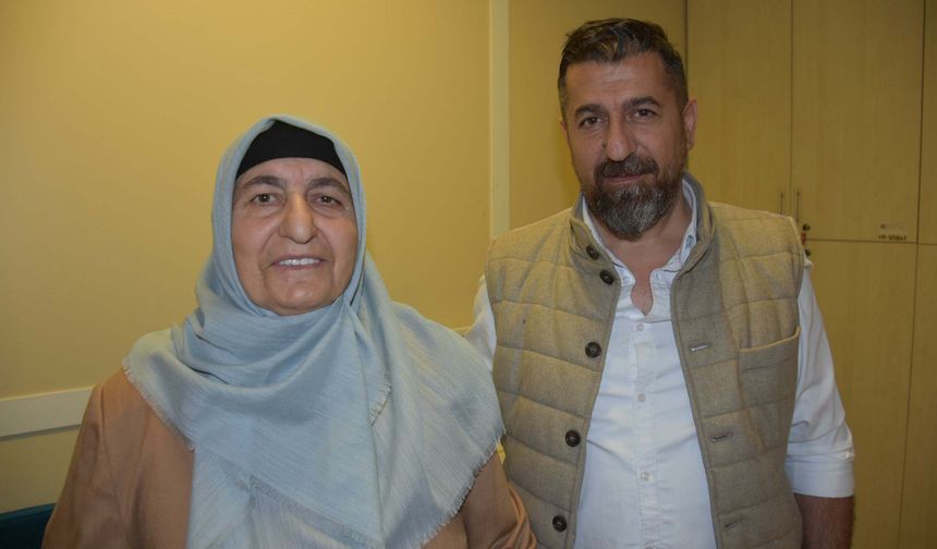Stent takılırken kalbi durdu, masajla hayata döndü