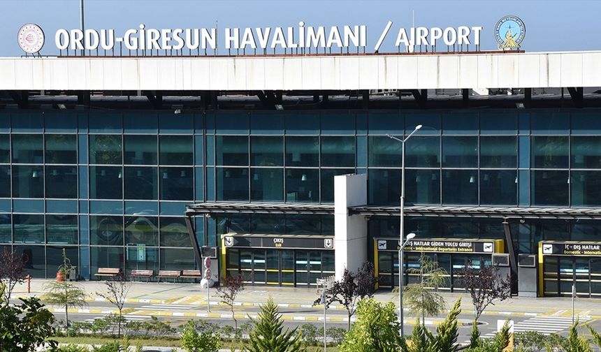 Ordu-Giresun Havalimanı'nda yoğun sis seferleri iptal ettirdi