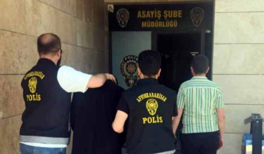 'Lütfen şikayetçi olmayın' notu bırakarak hırsızlık yaptı!