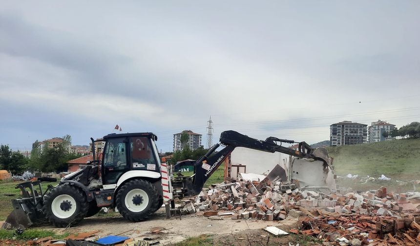 Altındağ Metruk Binalarla mücadele ediyor