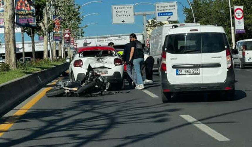 Dumlupınar Bulvarı’nda trafik kazası!