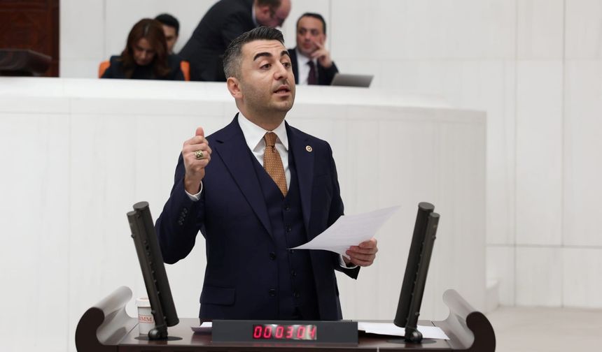 Avşar’dan Bakan Kurum’a sert çıkış