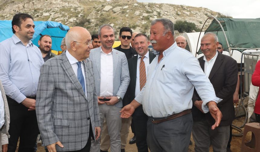 Başkan Yaşar Yakacık Kurban Satış ve Kesim Alanını ziyaret etti