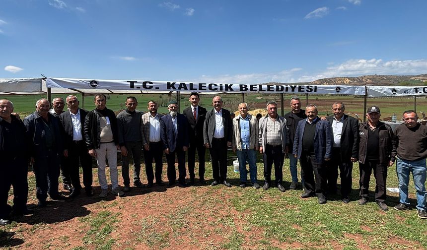 Başkan Karakoç, Kazmaca Köyü’nde Hıdırellez Şenliklerine Katıldı