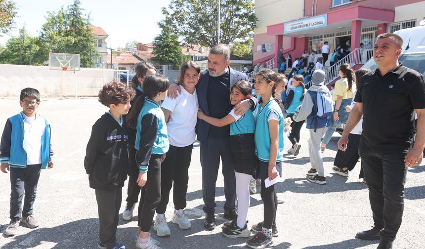Başkan Ercan,  yıl sonu kermesine katıldı