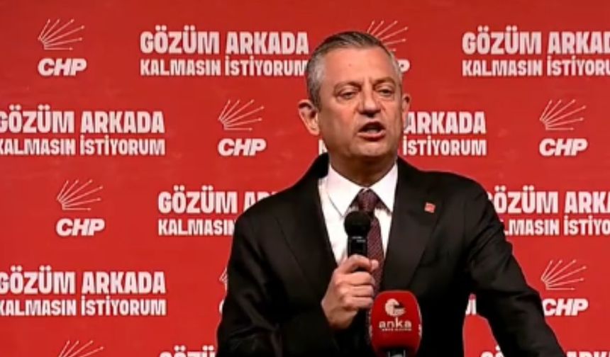 CHP Lideri Özel, Otizm Sempozyumu’nda konuştu