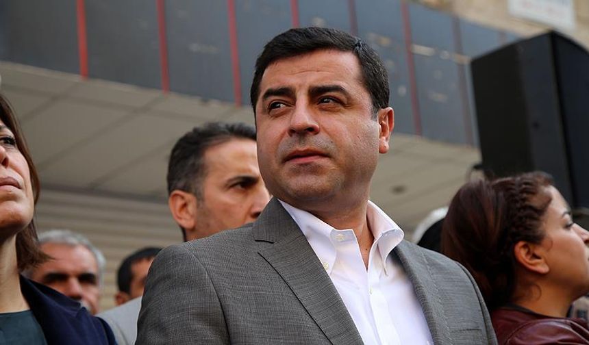 Selahattin Demirtaş’a Cumhurbaşkanına Hakaretten Hapis Cezası