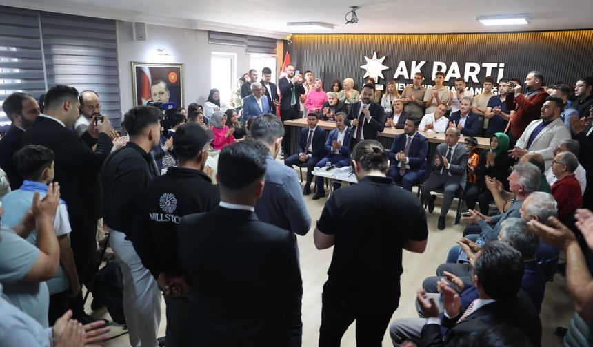Ak Parti’de bayramlaşma başladı!