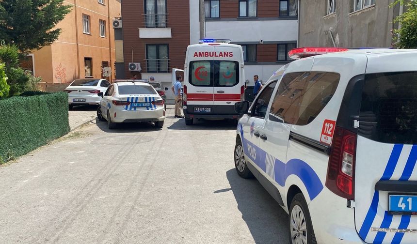 Kocaeli'de bıçaklı kavga