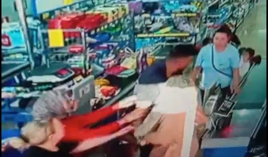 Markette tartıştığı kişileri darp etti