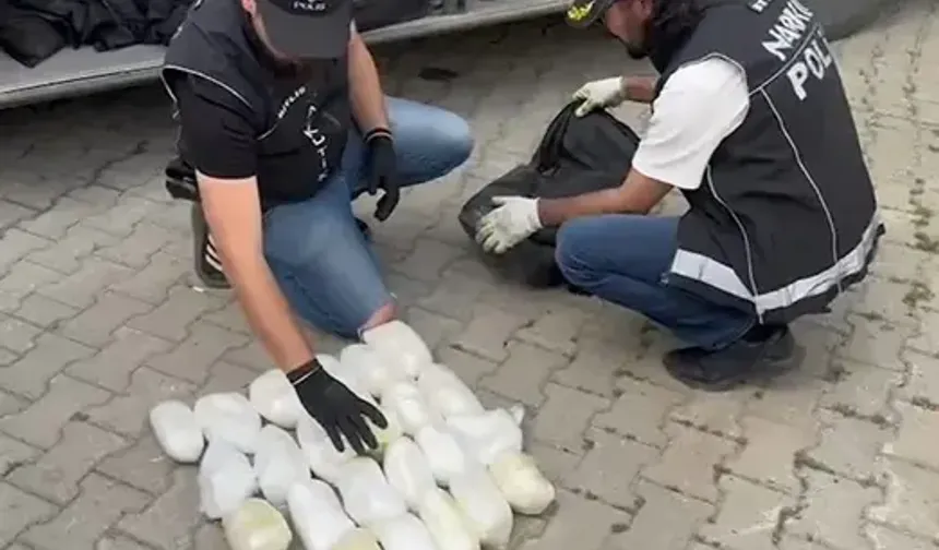 Yolcu valizinde uyuşturucu bulundu