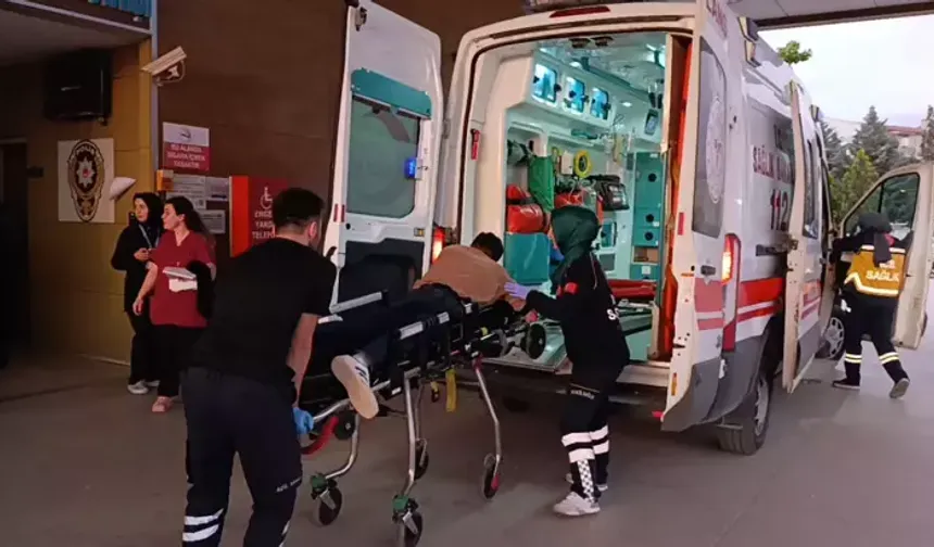 Bursa'da bıçaklı kavga
