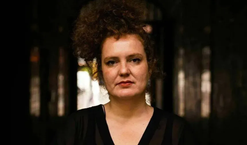 Gazeteci Elif Akgül tahliye oldu