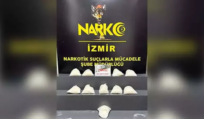 Arabada uyuşturucu bulundu