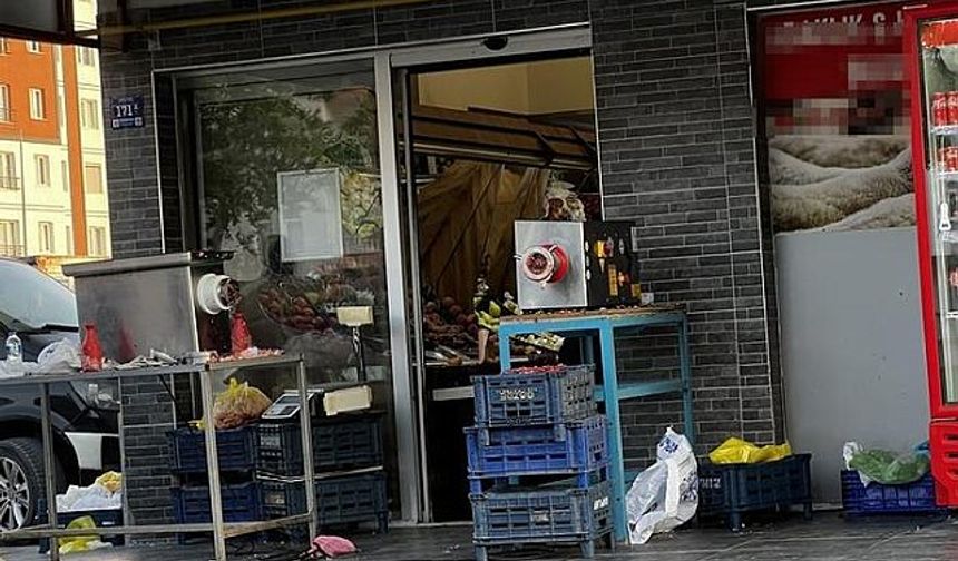 Elini kıyma makinesine kaptırdı