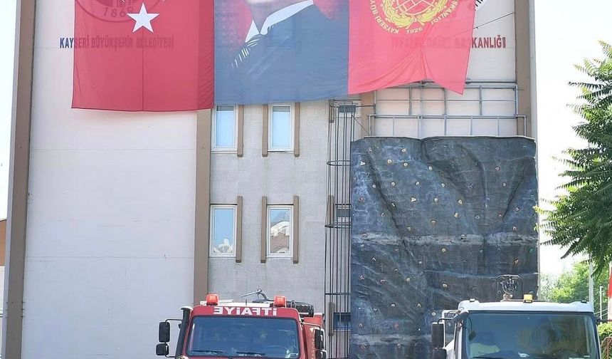 Kayseri Büyükşehir Belediyesi itfaiyesi, 987 olaya müdahale etti