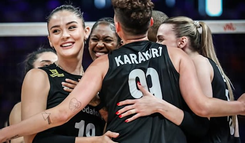 Çankaya’da Filenin Sultanları için yarı final coşkusu