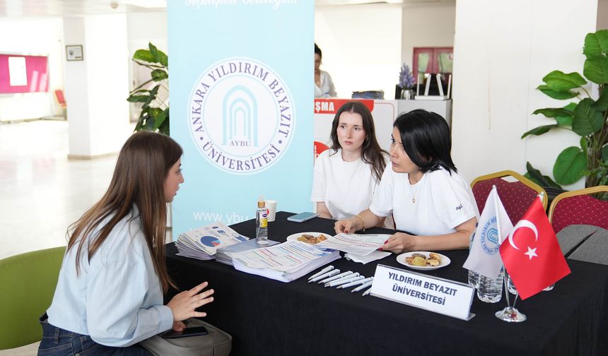 Keçiören Belediyesinden Üniversite adaylarına destek