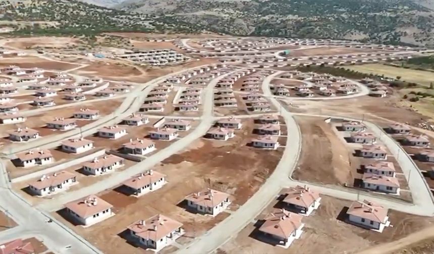 Deprem Konutlarında Teslim Başladı