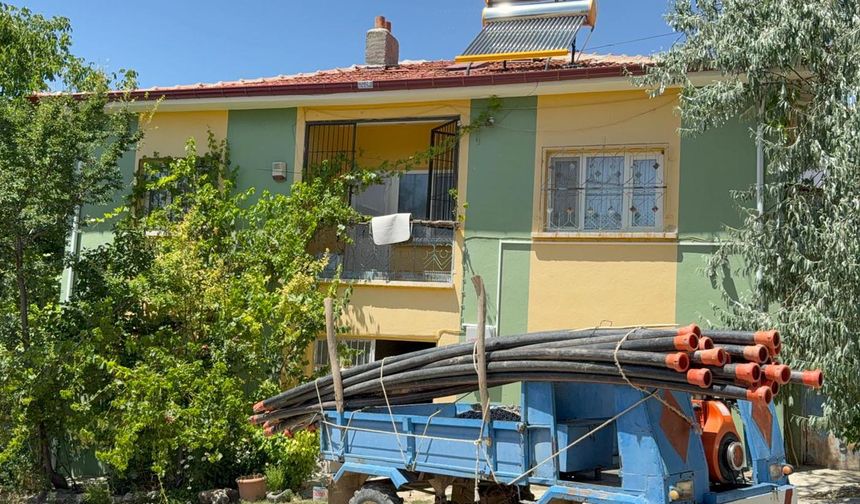 Afyonkarahisarlı çift, tüm mal varlıklarını jandarmaya bağışladı