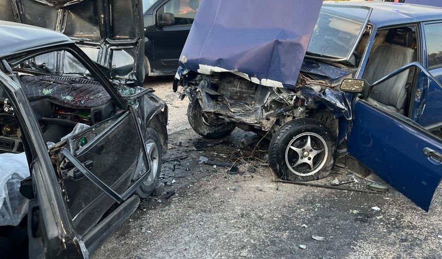 Bursa'da feci kaza: 1 ölü, 3 yaralı