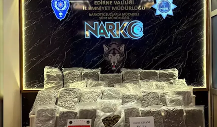 Araçta 26 kilo uyuşturucu bulundu
