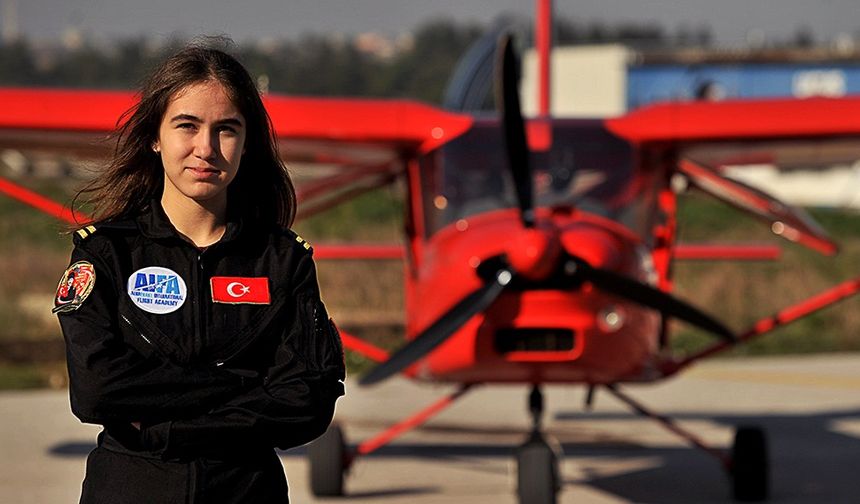 17 Yaşındaki Pilot Türkiye'yi Dünyada Temsil Etti