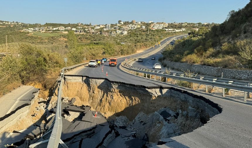 Aydın’da Yol Çöktü! Kuşadası Yolu Trafiğe Kapandı