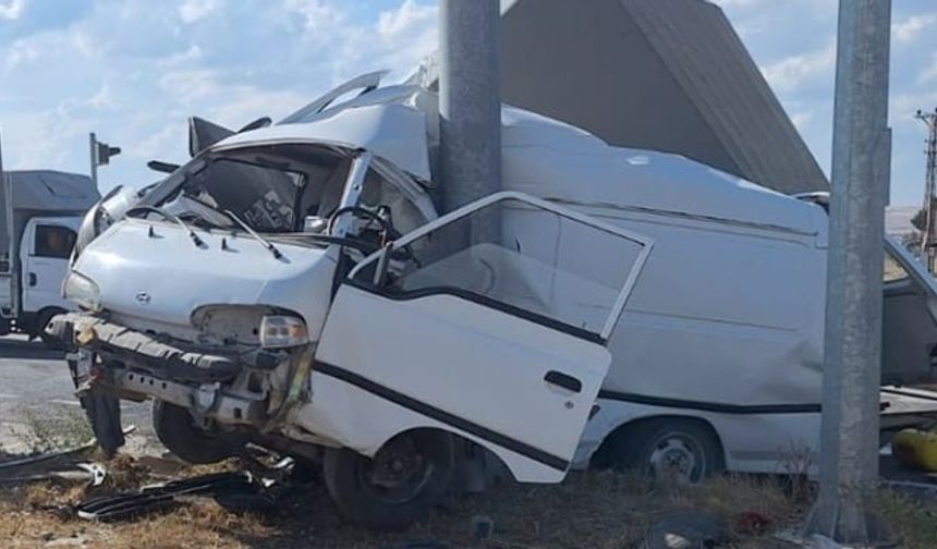 Çorum’un Alaca İlçesinde Feci Kaza: 2’si Ağır 5 Yaralı