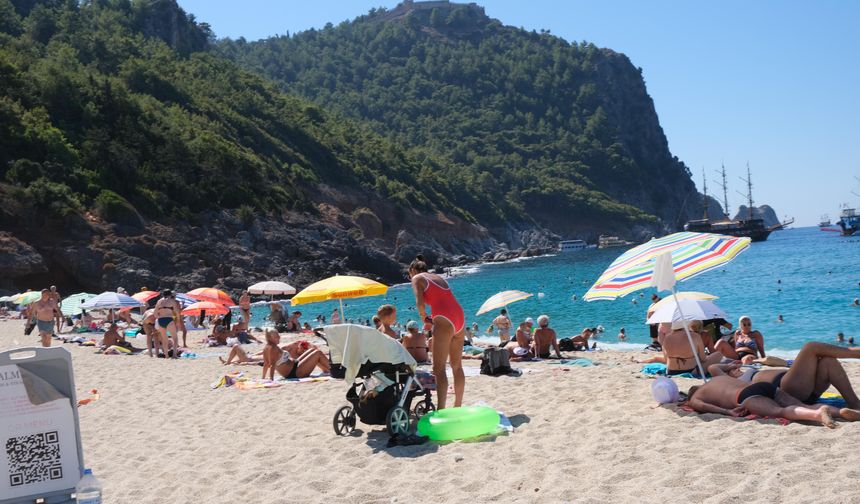 Antalya sahillerinde hareketlilik!