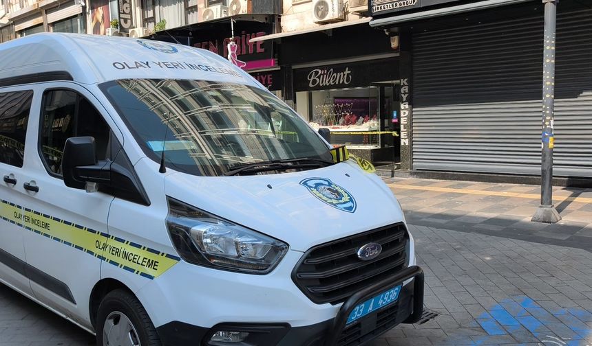 Mersin 'de kuyumcu soydular