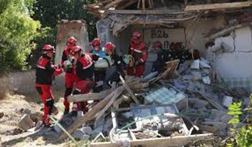 Burdur'da deprem tatbikatı!