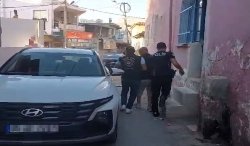 İzmir'de 115 kişi tutuklandı