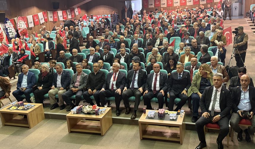 CHP Yozgat’ta Abdullah Yaşar yeniden il başkanı seçildi