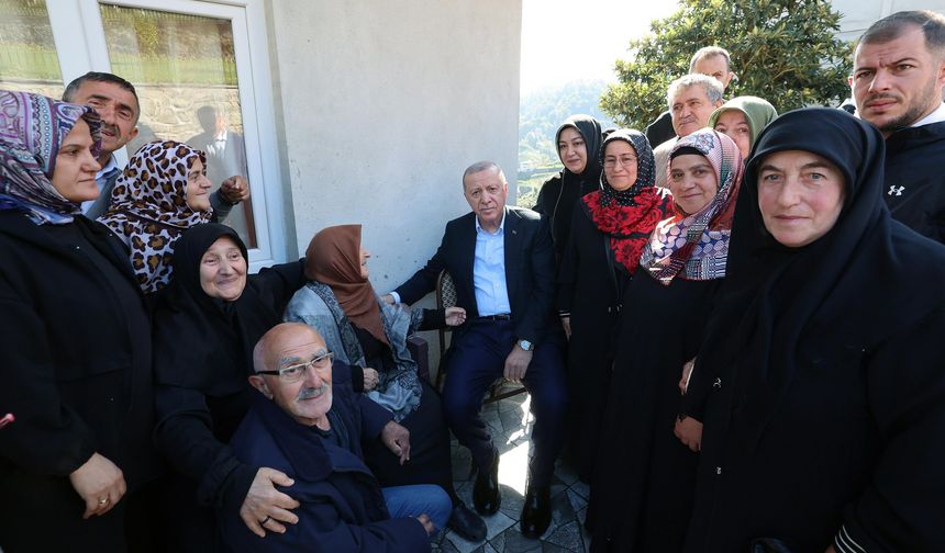 Cumhurbaşkanı Erdoğan Memleketi Rize'de!