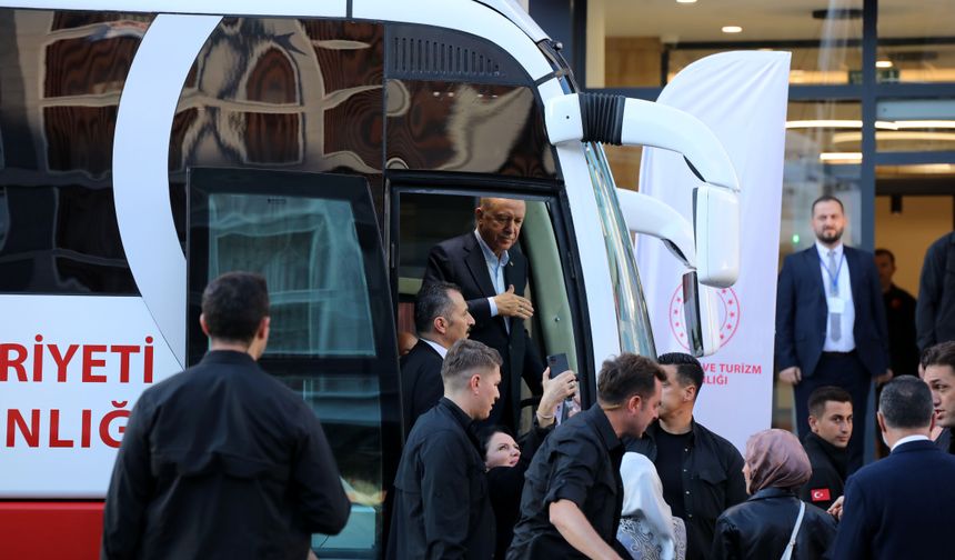 "İsrail, attığı imzanın arkasında durmalı"