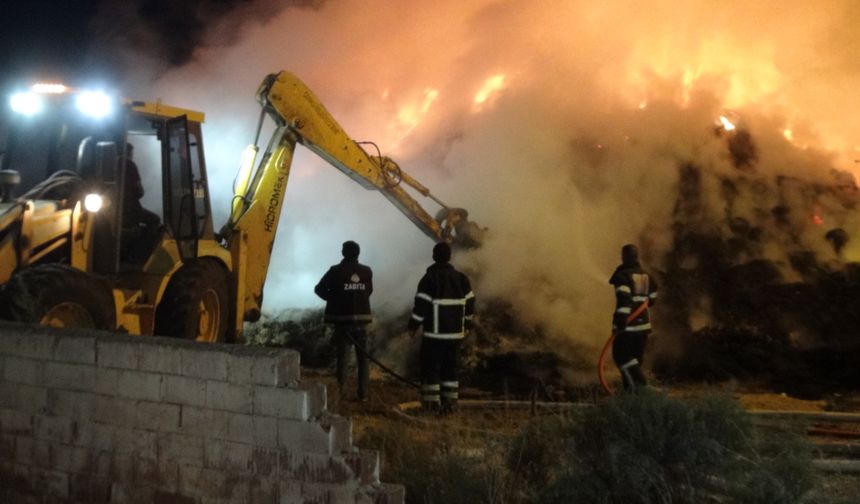 Kırıkkale’de Dev Saman Yangını Sürüyor