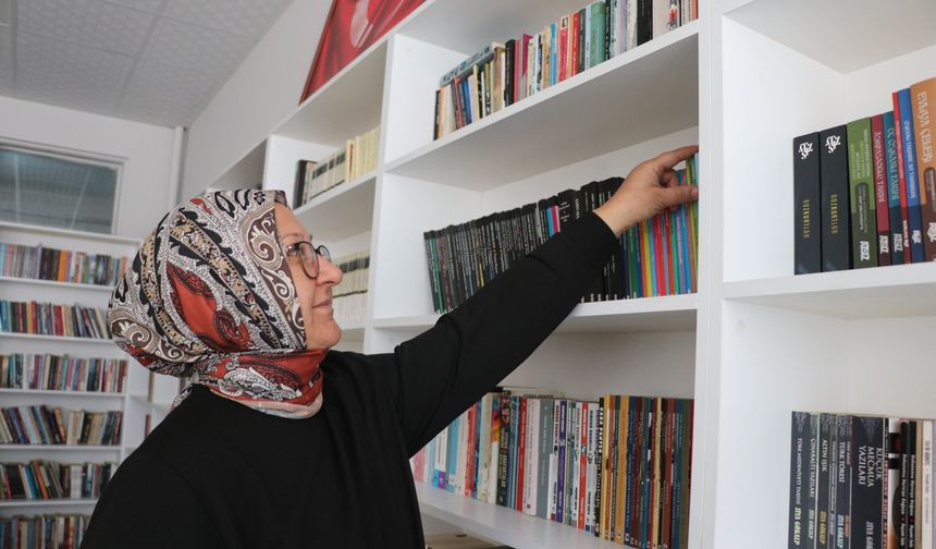 Liseliler, anne ve babalarıyla kitap okuyacak!