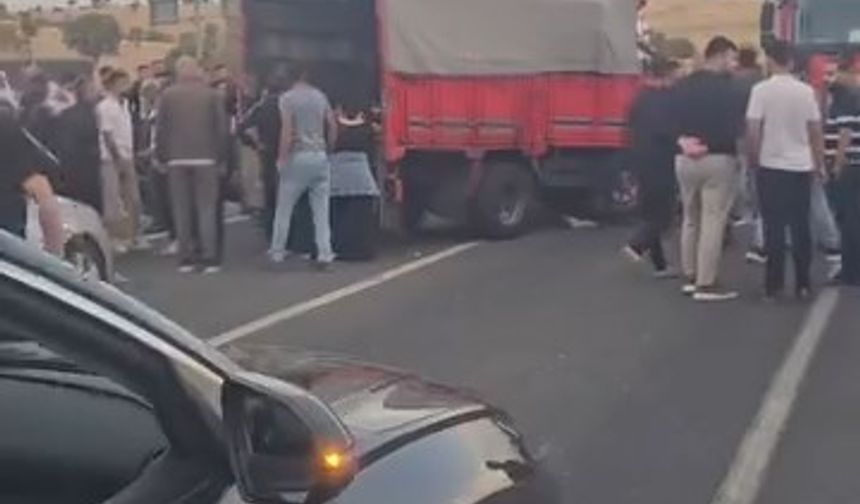 Mardin'de feci kaza: 14 yaralı